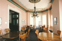 HI-Sacramento dining room photo by Perretti and Park Pictures